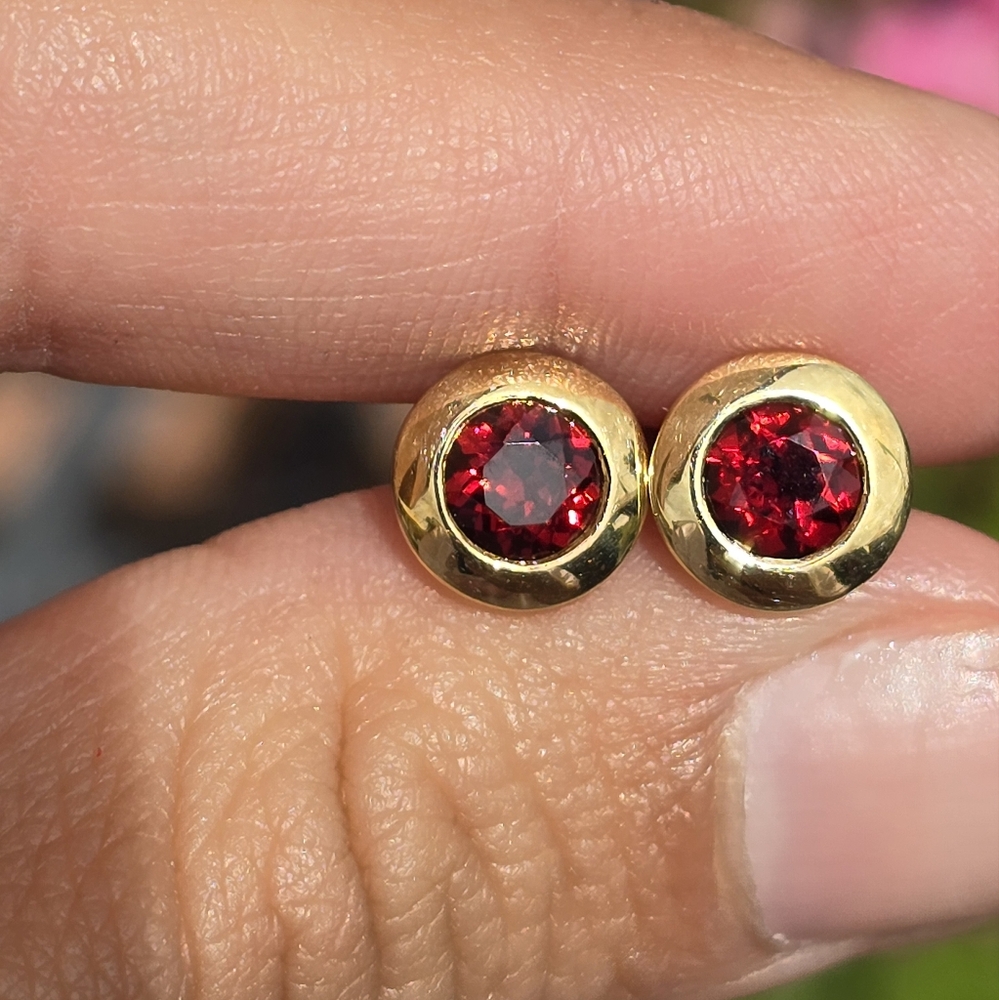 Solid Gold Garnet Bezel Stud Earrings - image 1